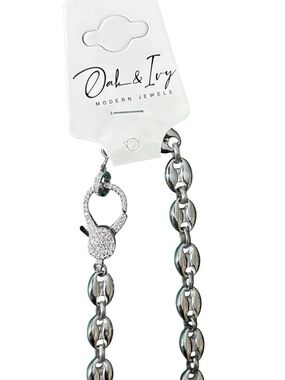 Oak & Ivy Silver Tone Chunky Chain Necklace Rhinestone Clasp Statement 16” NWT